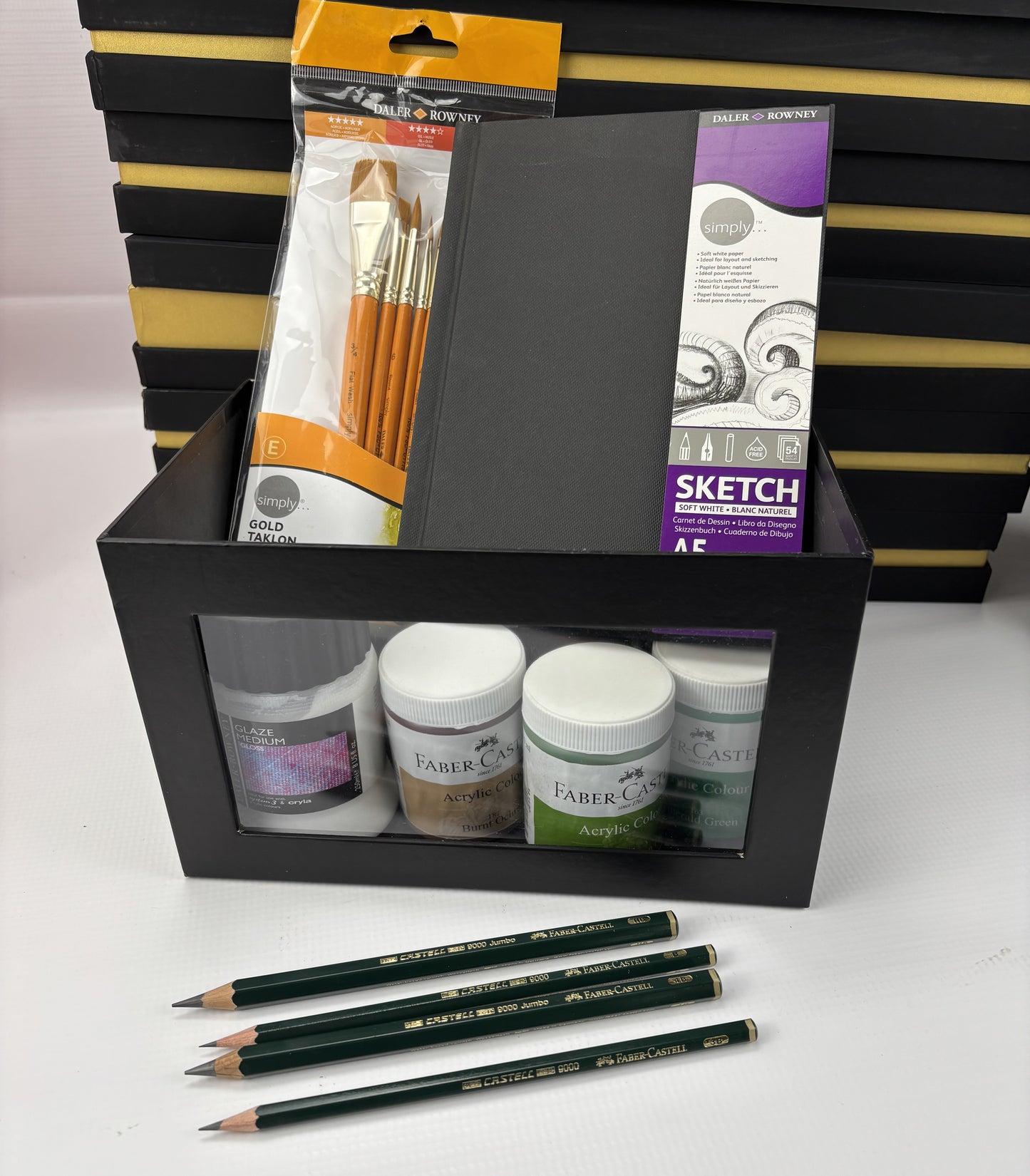 🎨 Golden Studio Master Box