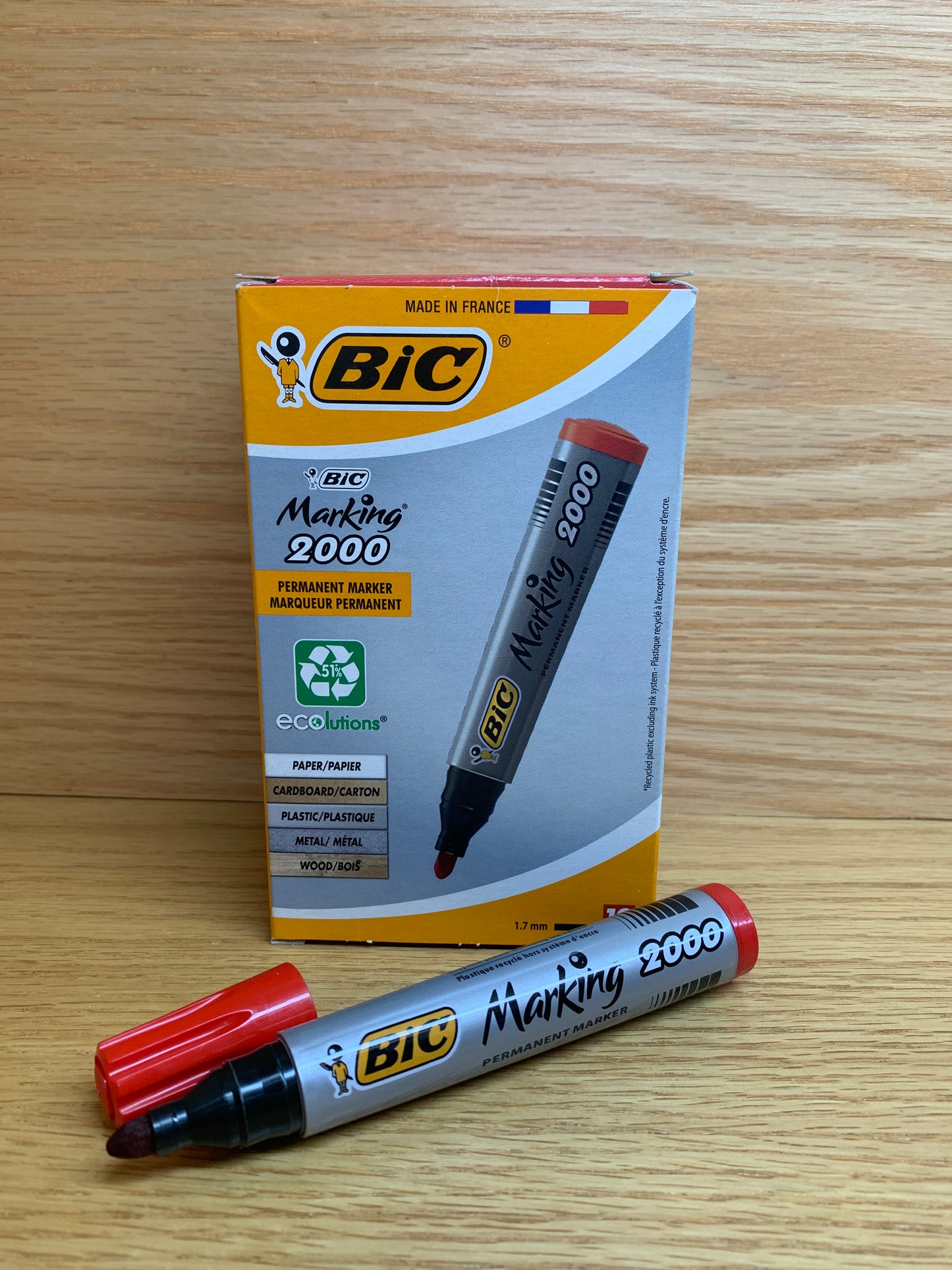 BIC PERMANENT  MARK  2000  ROUGE  BTE DE 12